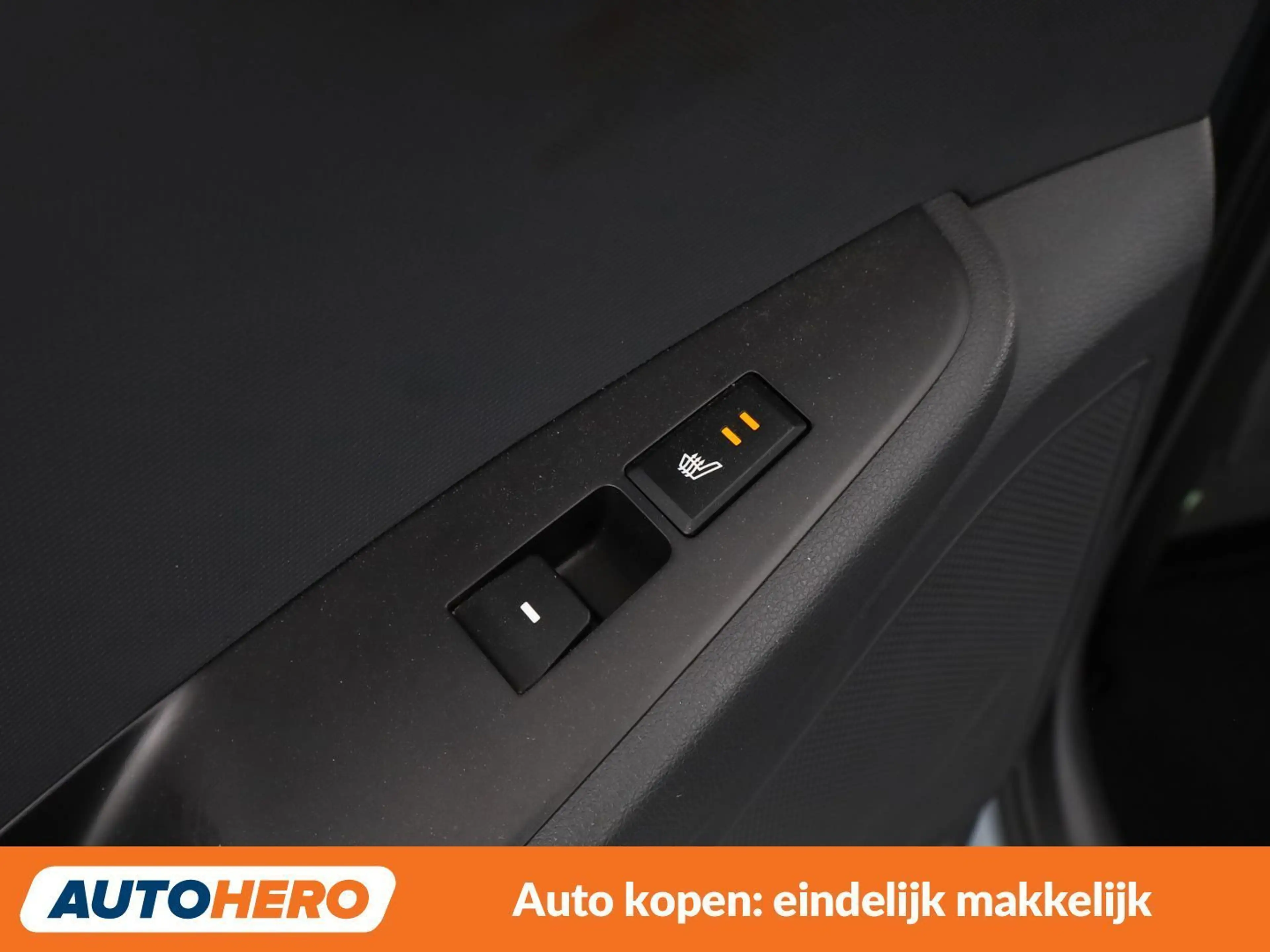 Hyundai IONIQ 1.6 Plug-in Hybrid — photo 32