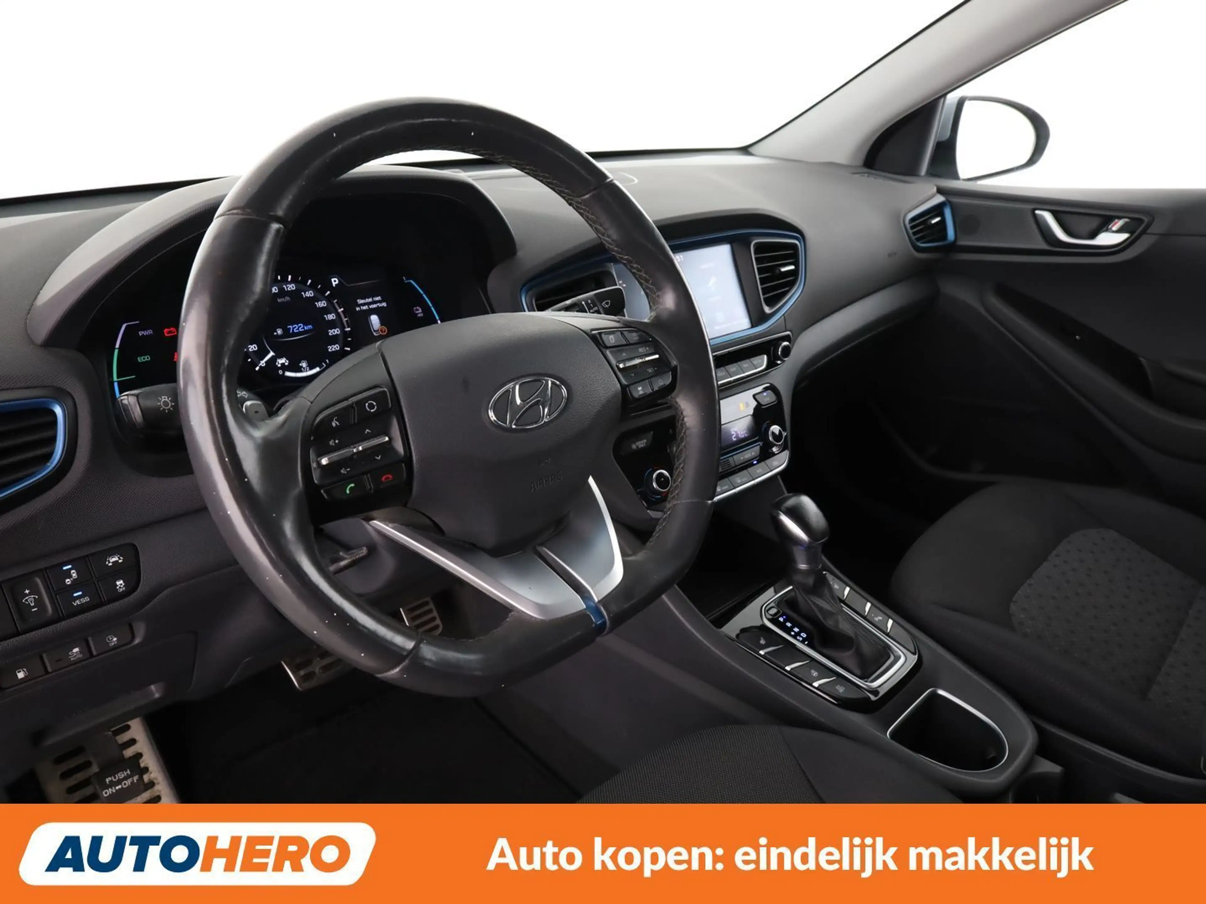 Hyundai IONIQ 1.6 Plug-in Hybrid — photo 11