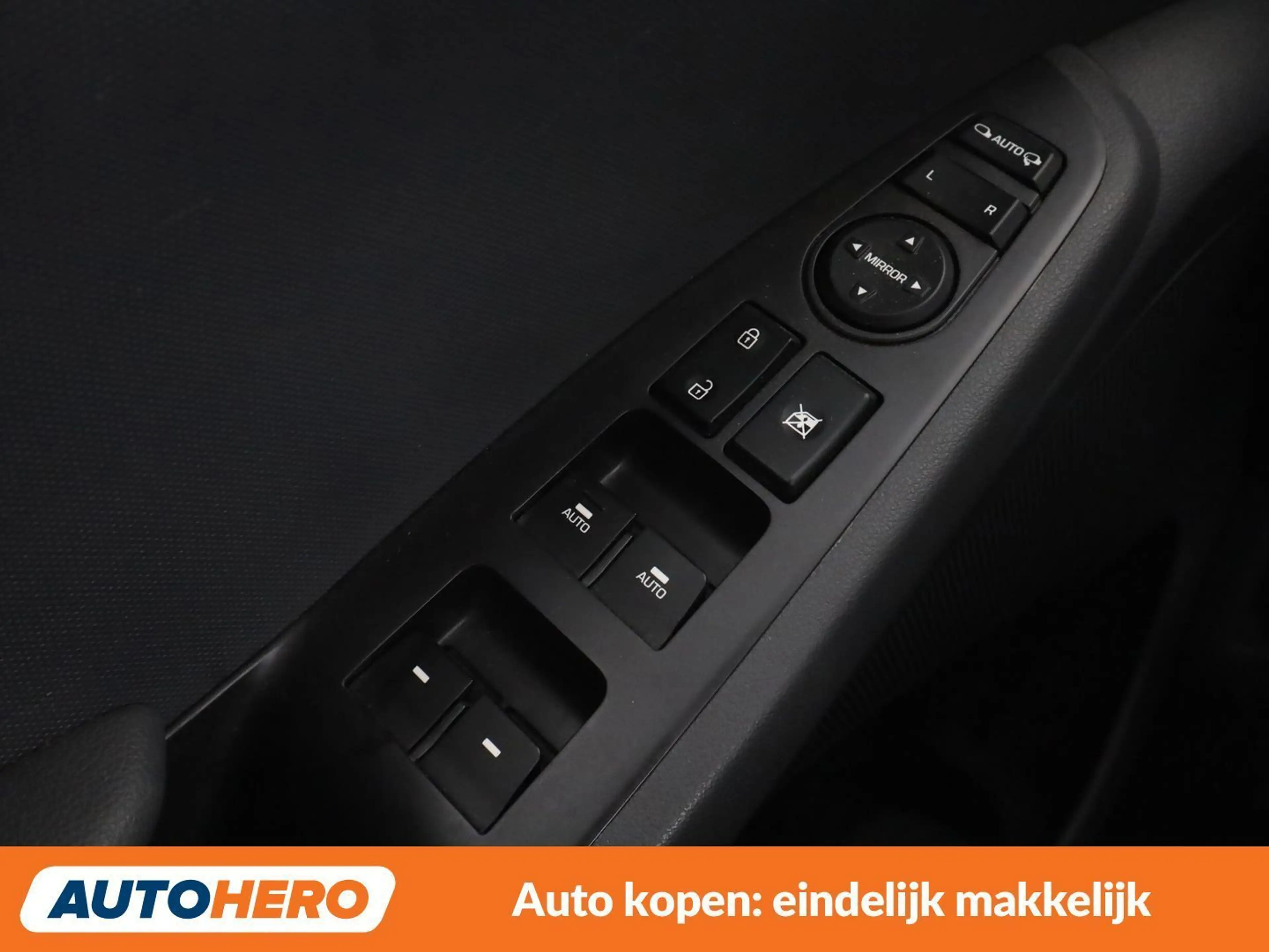 Hyundai IONIQ 1.6 Plug-in Hybrid — photo 27