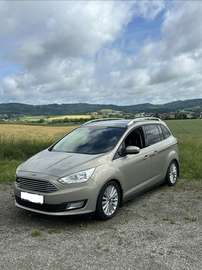 1.5 TDCi Titanium | Erstbesitz | Pikerl Neu |
