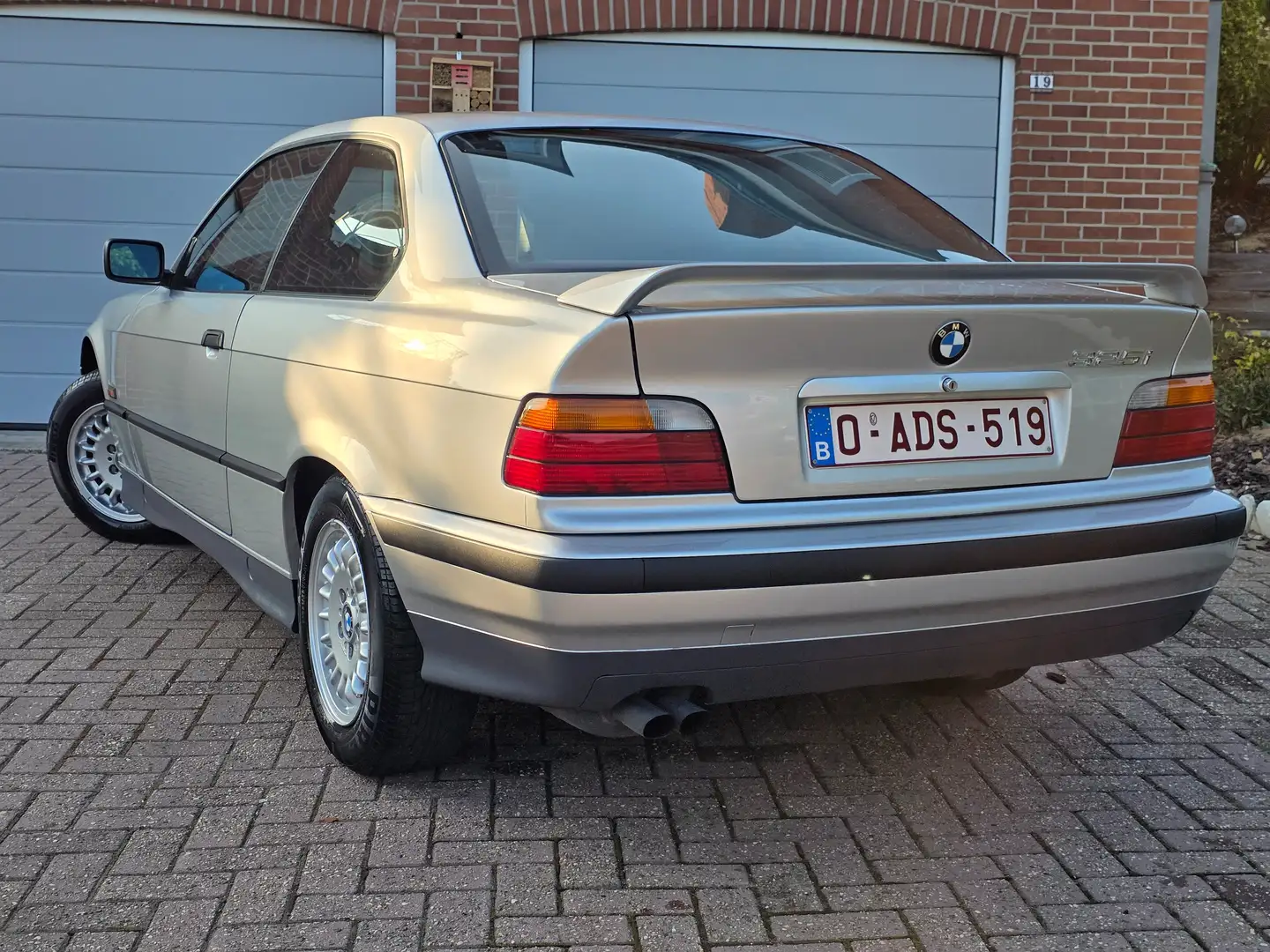 BMW 325 325i Argent - 2
