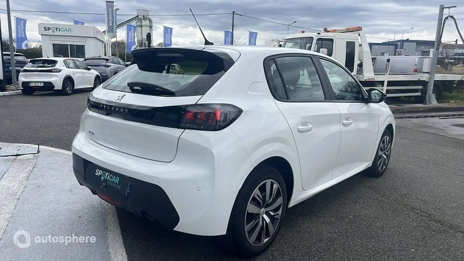 Peugeot 208 1.2 PureTech 100ch S\u0026S Active Pack - 2