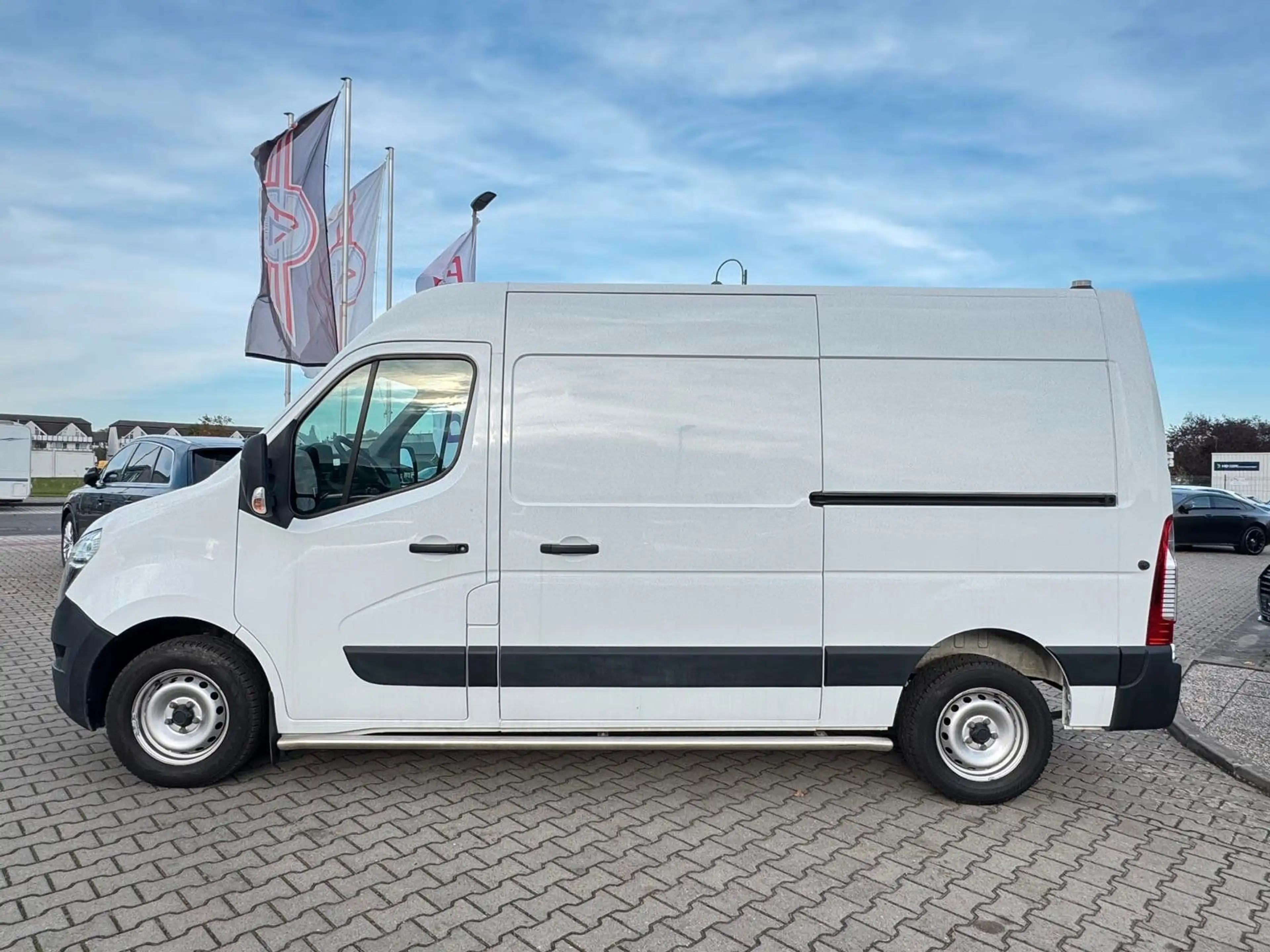 Nissan Interstar Kastenwagen L2H2*1.HAND*STAND.HZ*TEMP. — photo 6