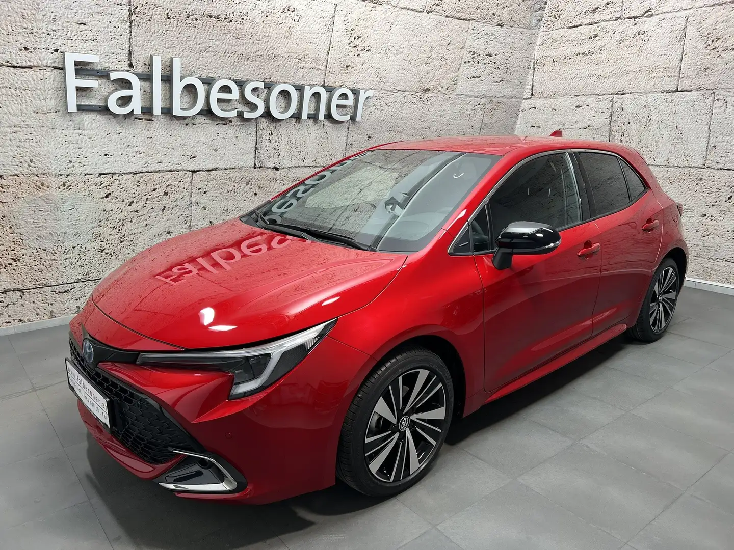 Toyota Corolla Hybrid Active Drive + Safety Paket 140PS Rot - 1