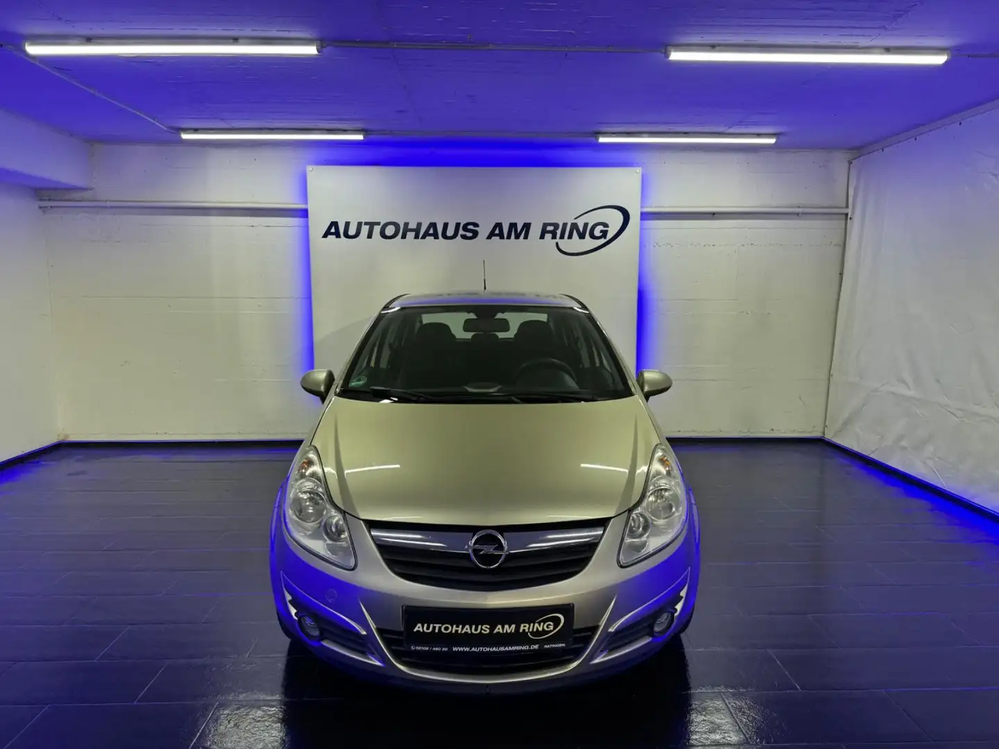 Opel Corsa D Edition TÜV-NEU 5-TÜRER KLIMA MULTIFUNKT Plateado - 1