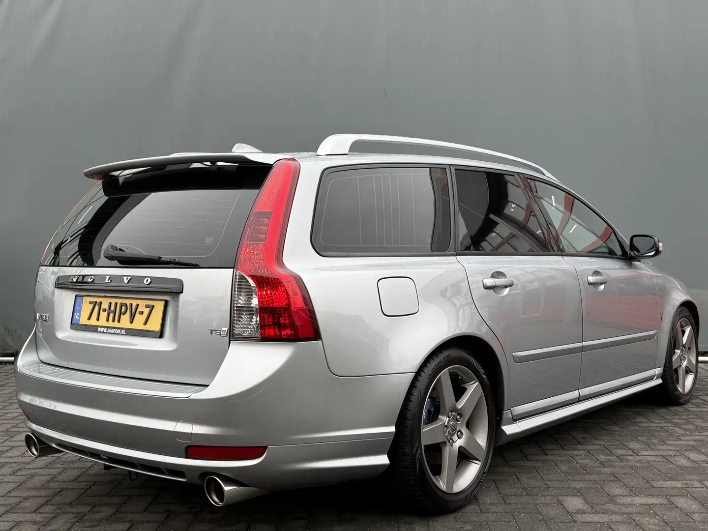 Volvo V50 2.5 T5 Summum NIEUW BINNEN! Gris - 2