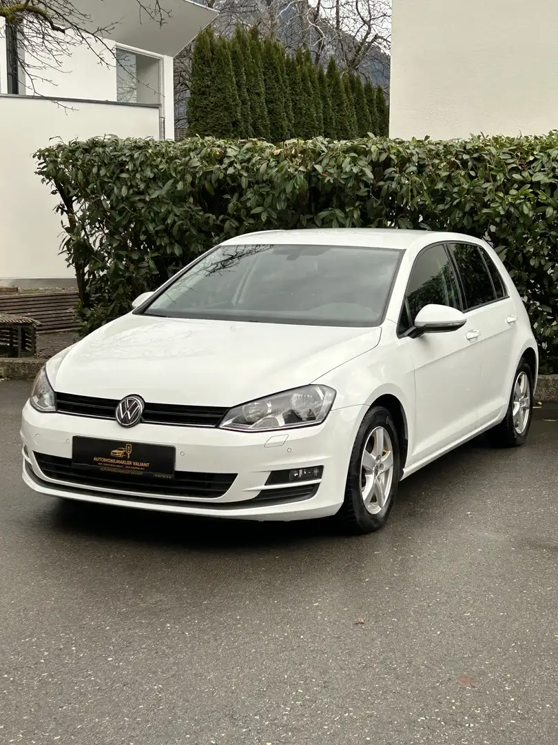 Volkswagen Golf Lounge 1,2 BMT TSI Weiß - 1