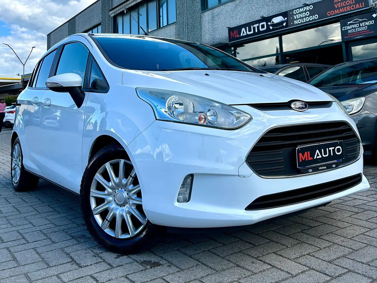 Ford B-Max 1.0 ecoboost Business 100cv Bianco - 1