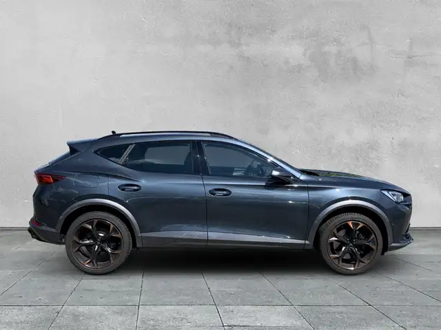 Cupra Formentor view 6