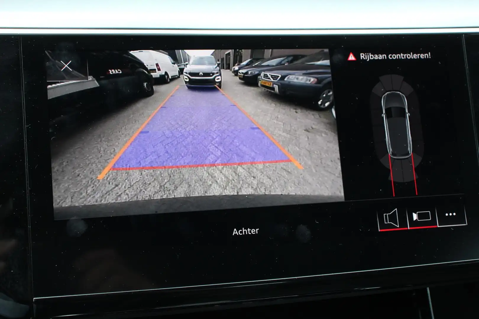 Audi e-tron e-tron 55 quattro | Navigatie | Climate Control | Blauw - 2