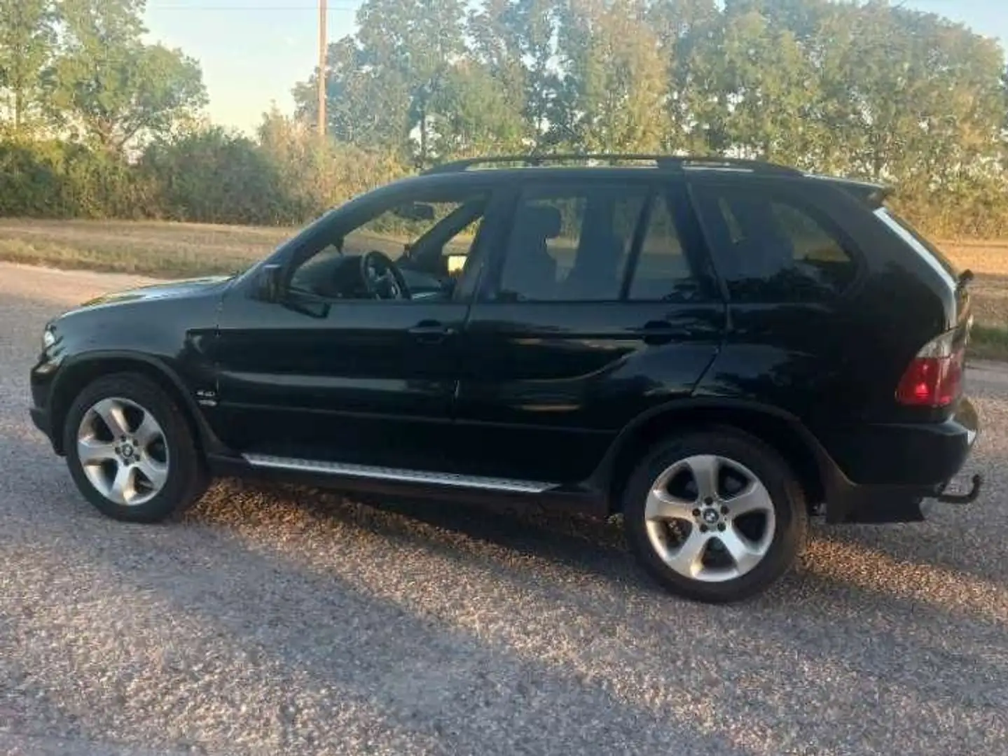 BMW X5 X5 4,4i Aut. Schwarz - 1