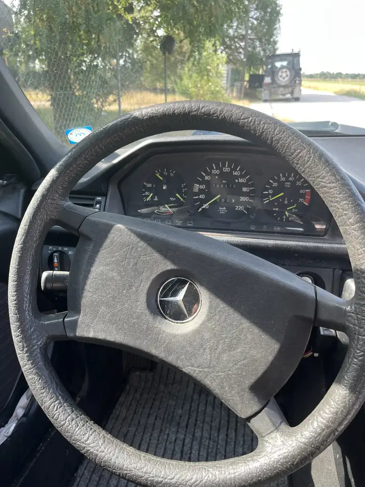 Mercedes-Benz 200 base, foto 7