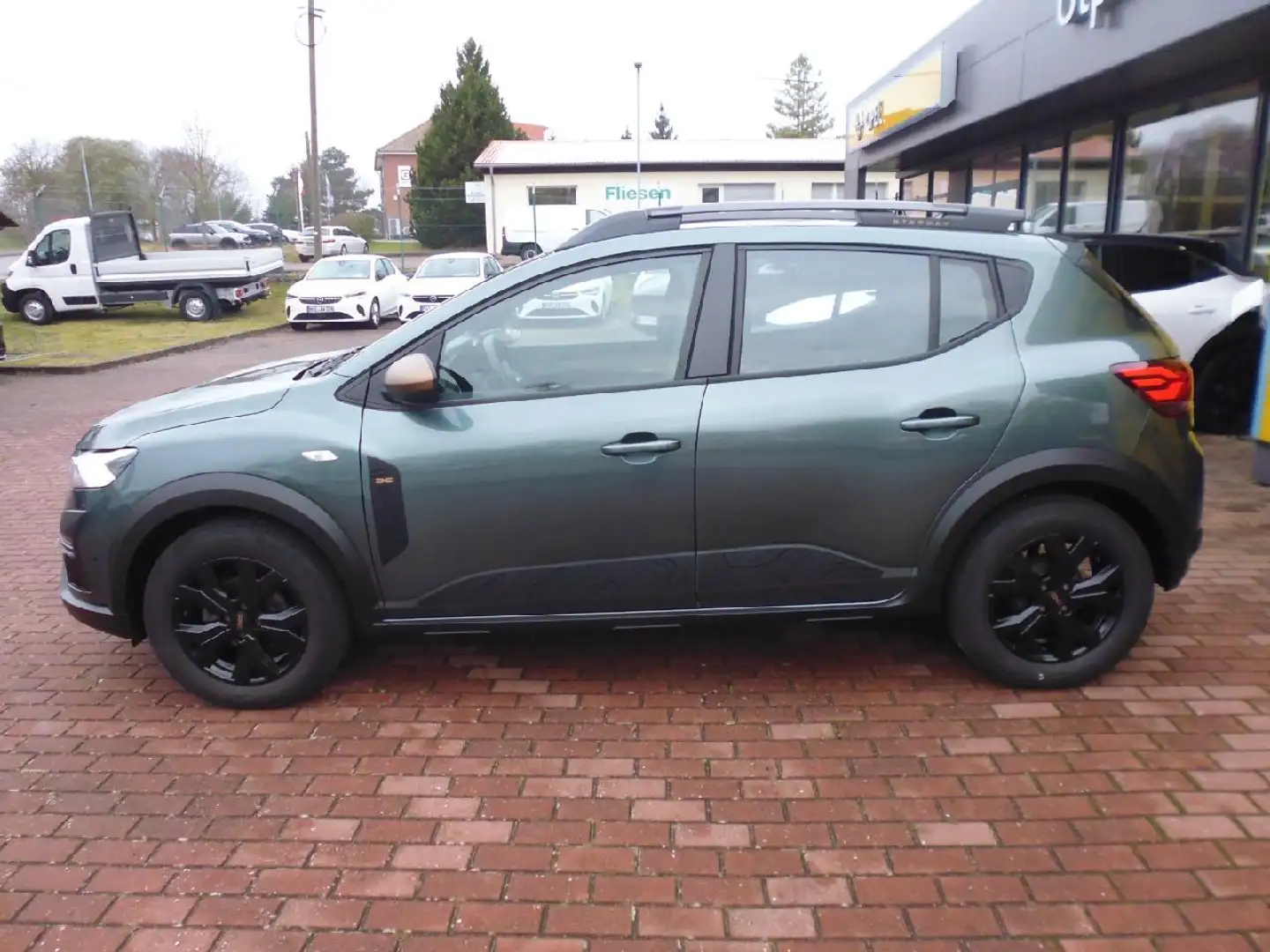 Dacia Sandero Stepway Extreme+ Groen - 2
