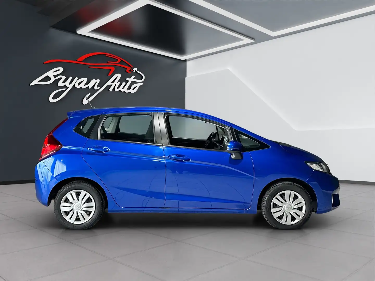 Honda Jazz 1.3 Trend - 1