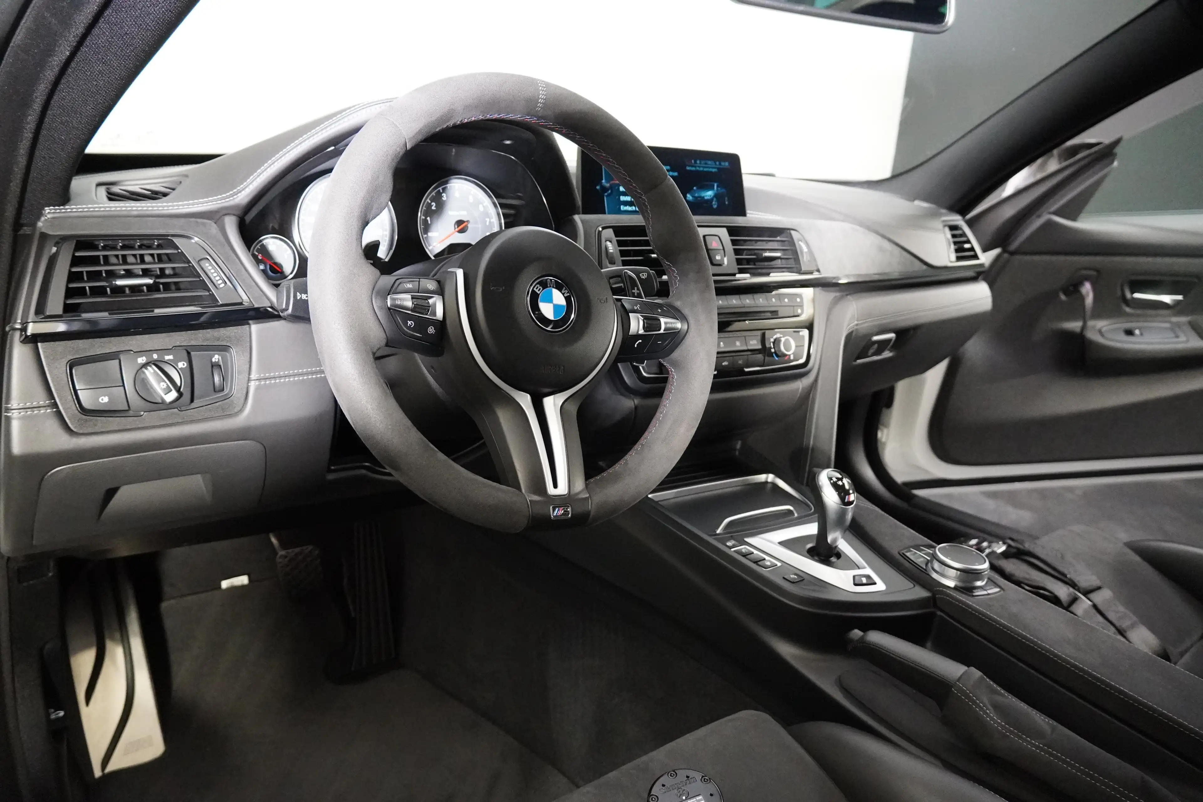 BMW M4 GTS DTM Edition 1 of 200 — photo 5