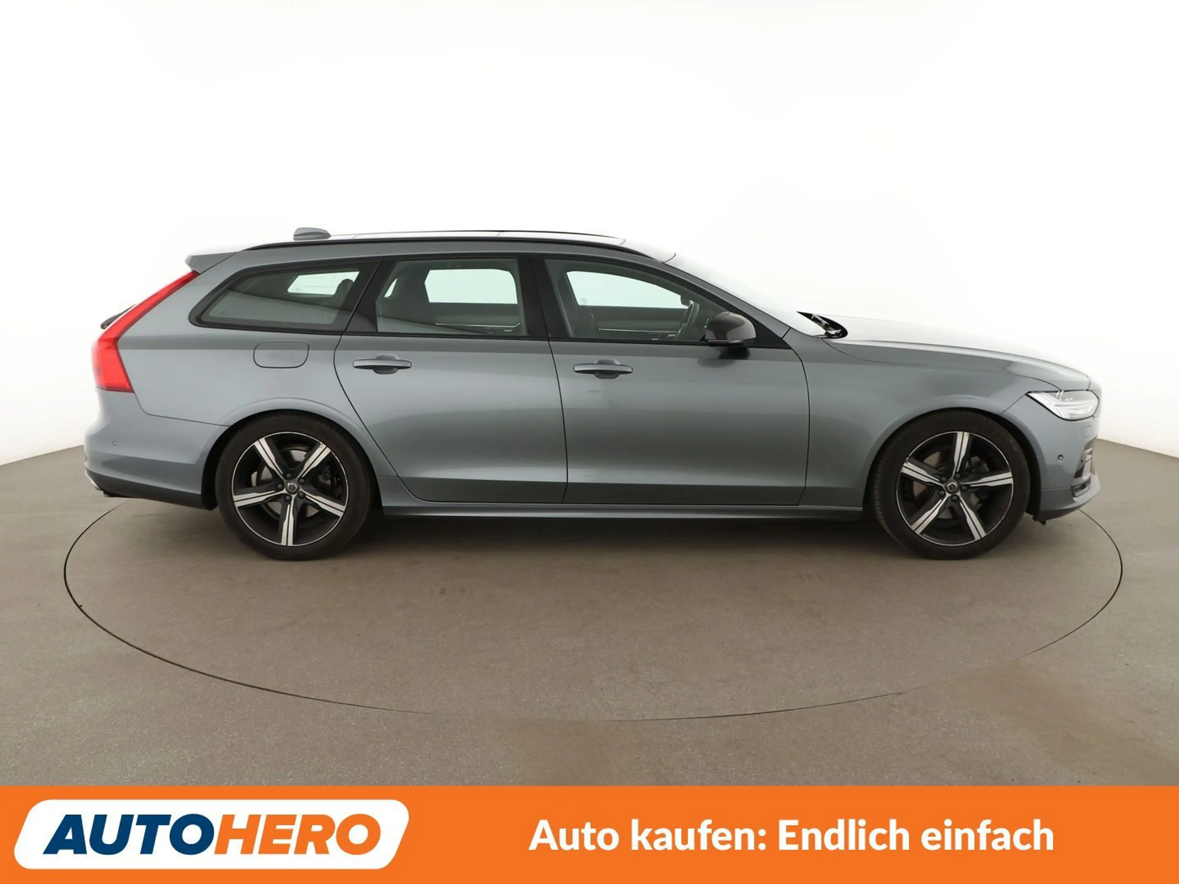 Volvo V90 2.0 D4 R-Design Aut.*NAV*HUD*TEMPO*CAM*PDC*SHZ* — photo 7