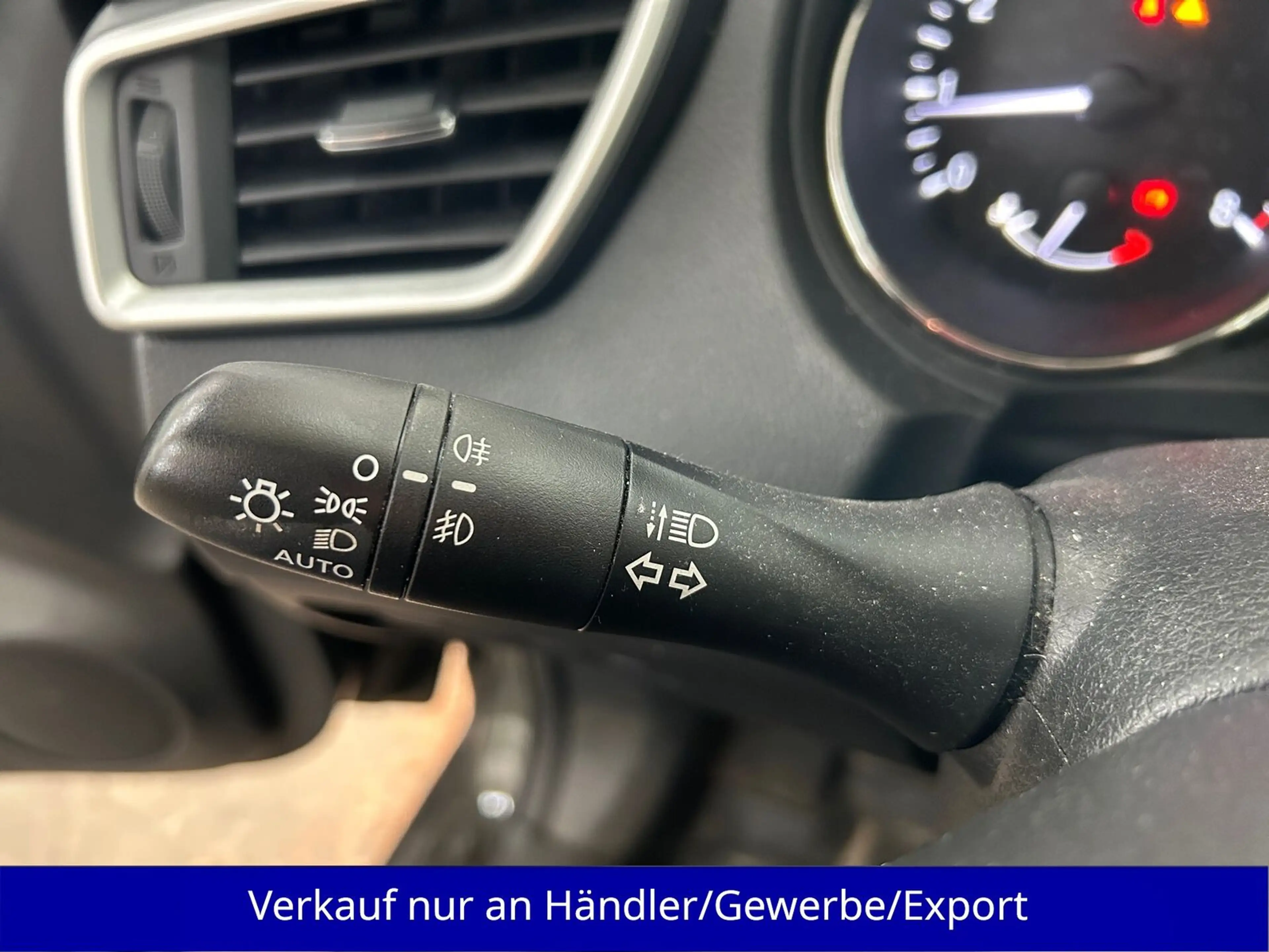 Nissan X-Trail 1.6 Tekna 7-Sitzer AAC LED Navi Leder Pa — photo 15