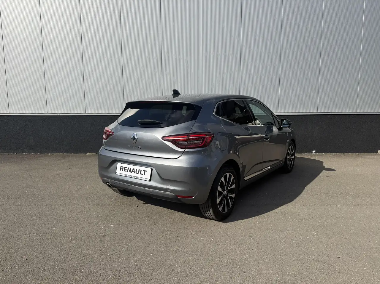 Renault Clio V Techno 8