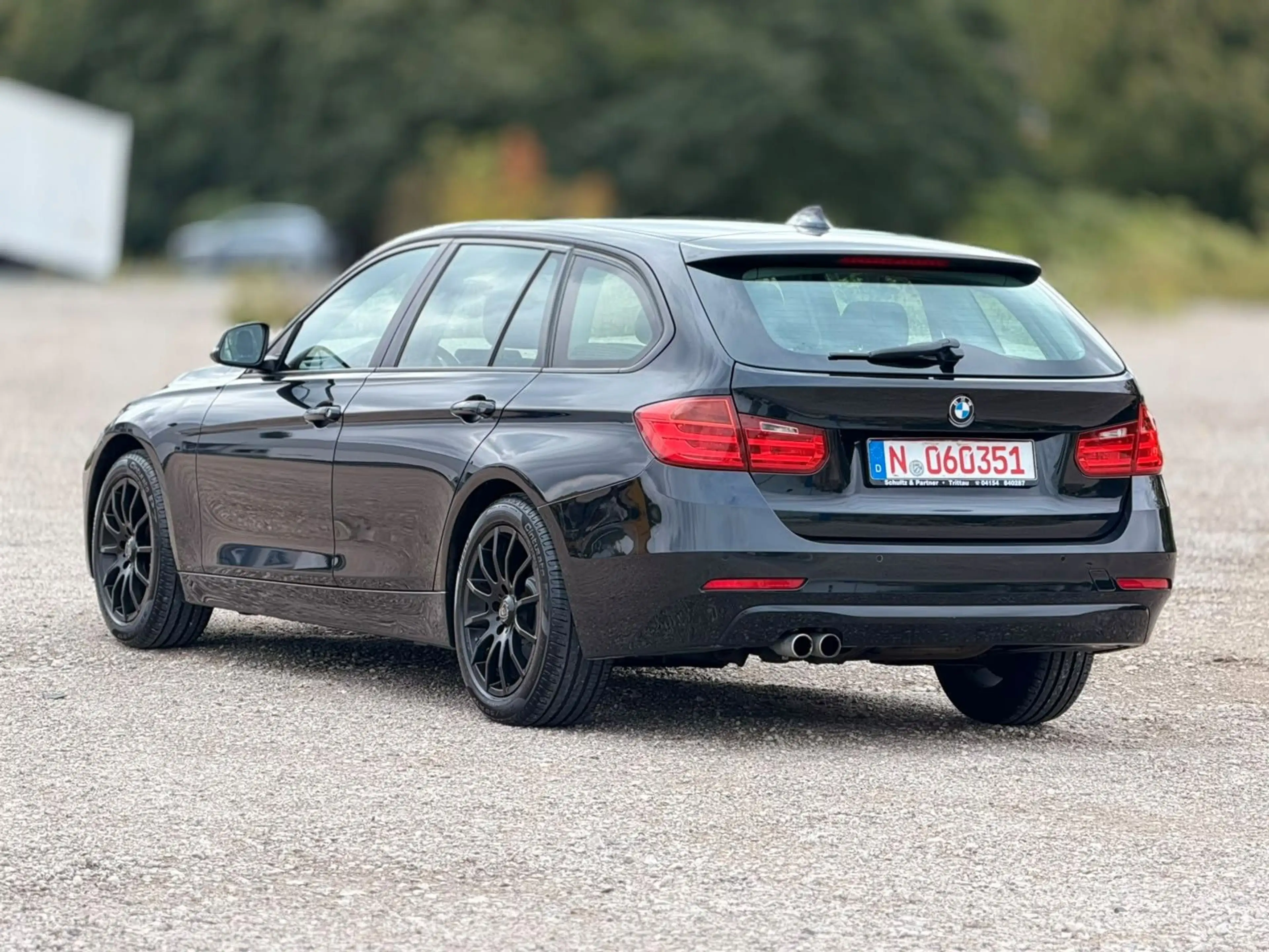 BMW 325 d Touring Sportpaket* 8 Fach* — photo 4