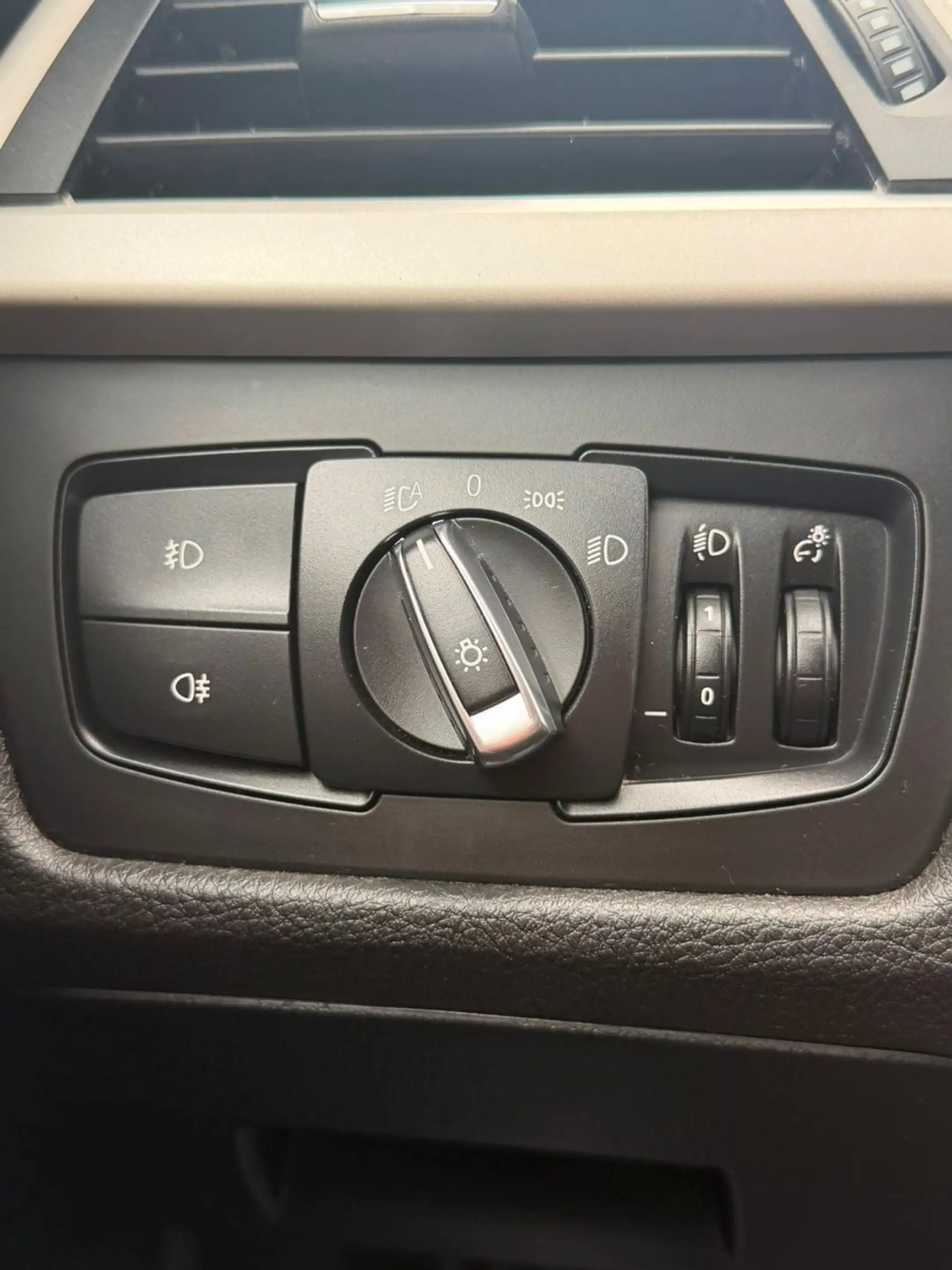 BMW 325 d Touring Sportpaket* 8 Fach* — photo 13