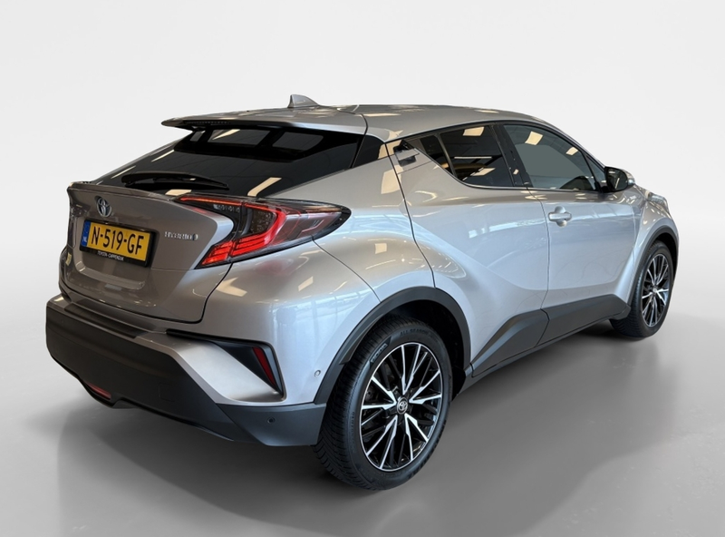 Toyota C-HR 1.8 Hybrid Executive — photo 2