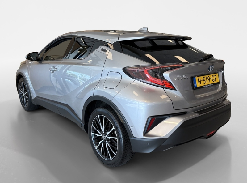 Toyota C-HR 1.8 Hybrid Executive — photo 8
