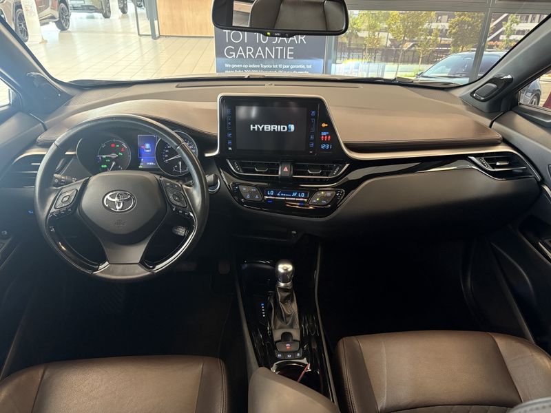 Toyota C-HR 1.8 Hybrid Executive — photo 3