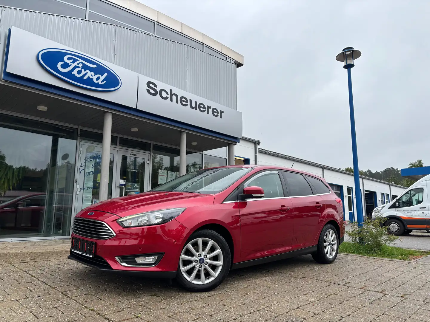 Ford Focus Titanium Rot - 1