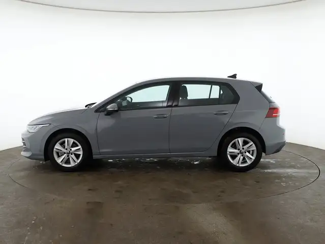 Volkswagen Golf view 8