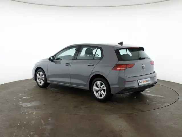 Volkswagen Golf view 6