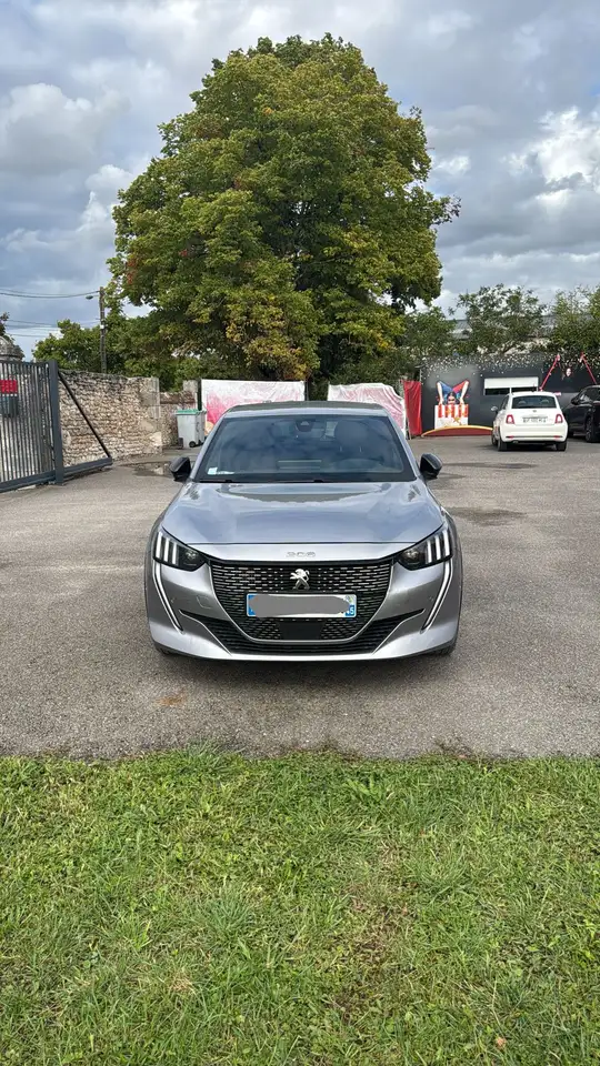 Peugeot 208 PureTech 100 S