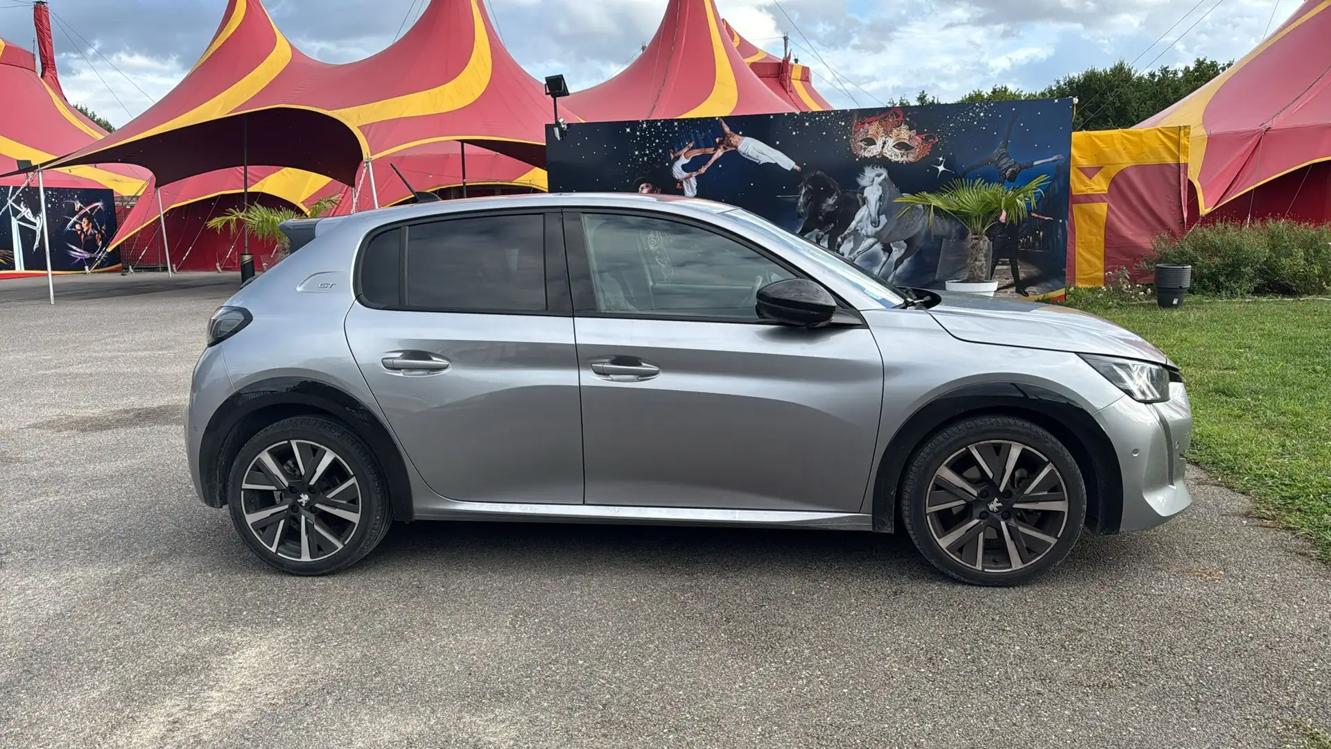 Peugeot 208 208 PureTech 100 S Gris - 2
