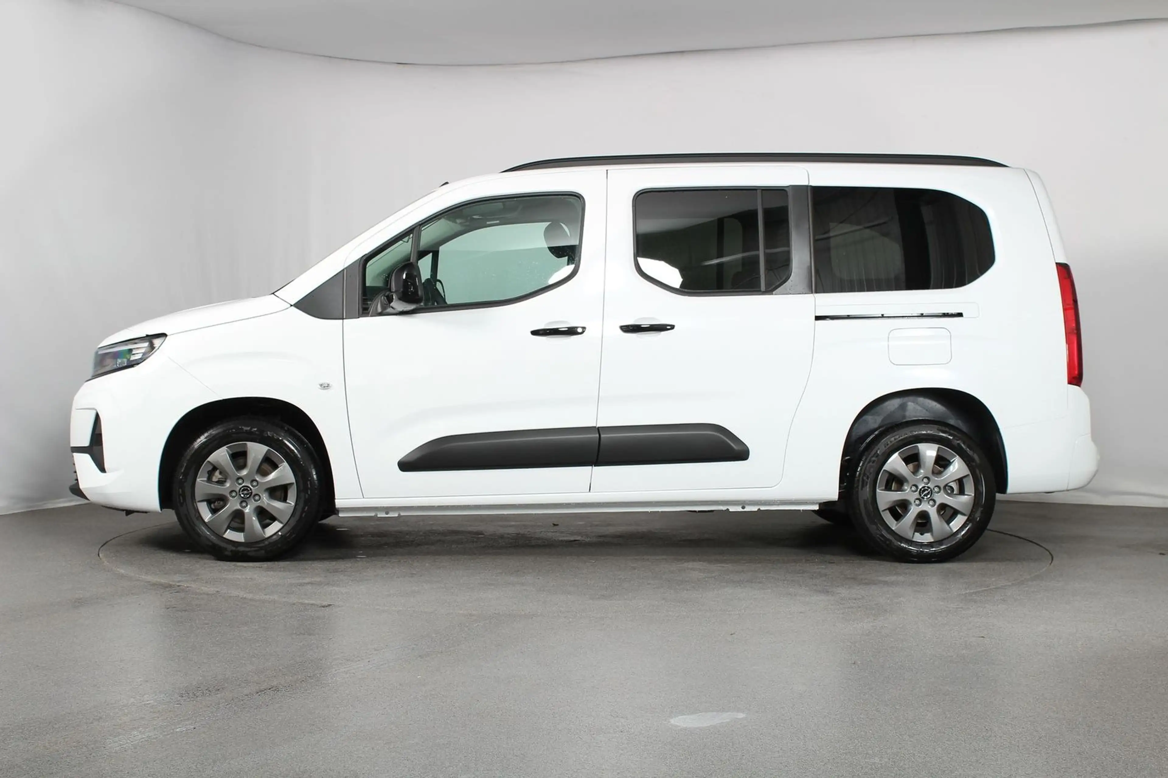 Opel Combo Life N1 XL Edition Stand-Hzg|RFK|Matrix... — photo 2