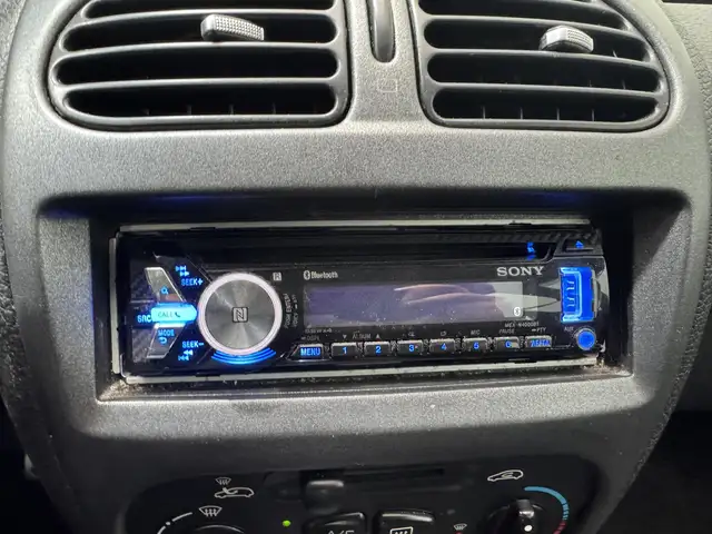 Peugeot 206 view 15