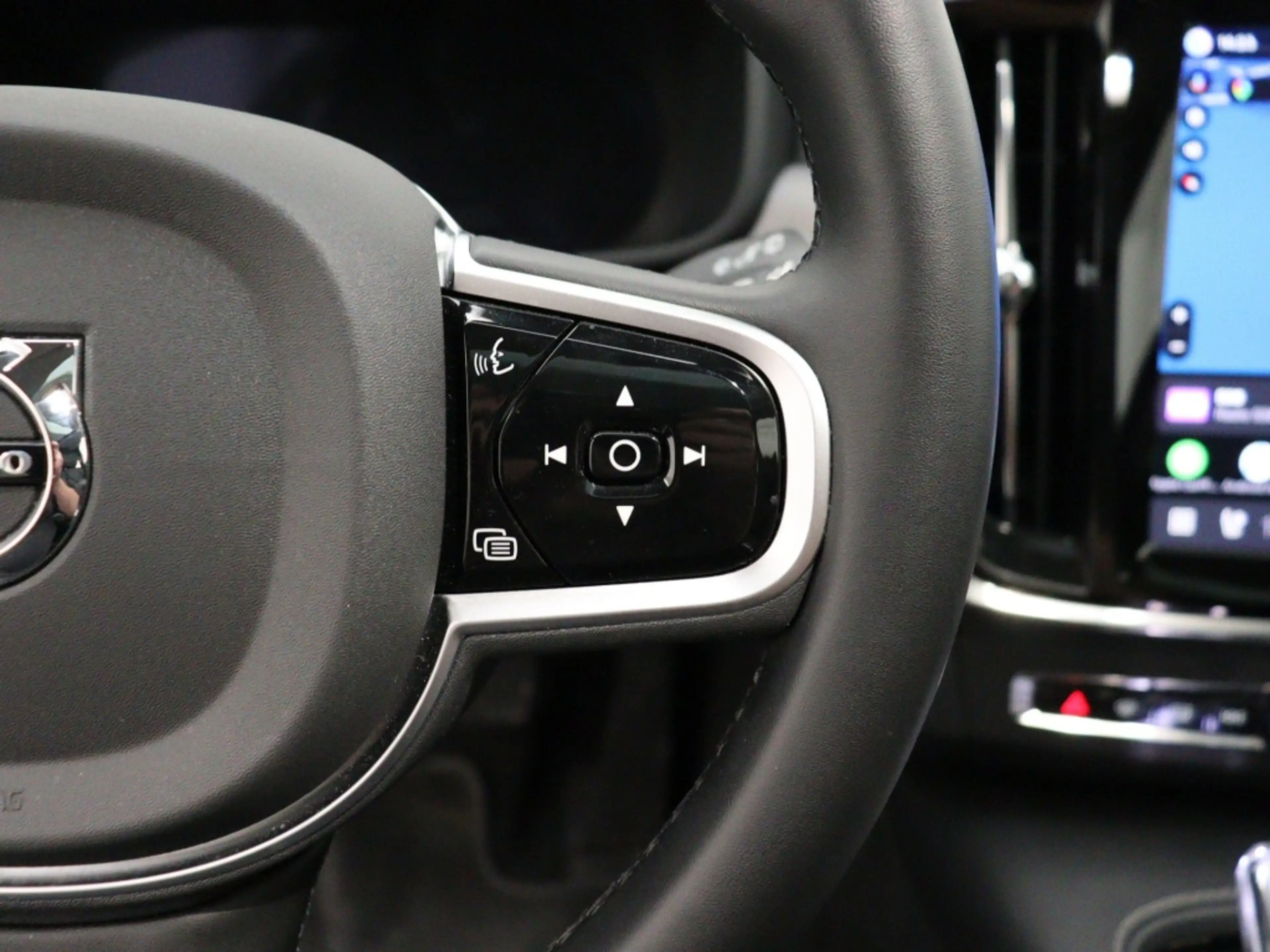 Volvo V90 T8 PLUG-IN HYBRID ULTRA EXECUTIVE EDITION BOWERS&W — photo 13