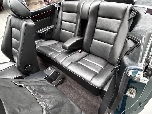 Mercedes-Benz E view 15