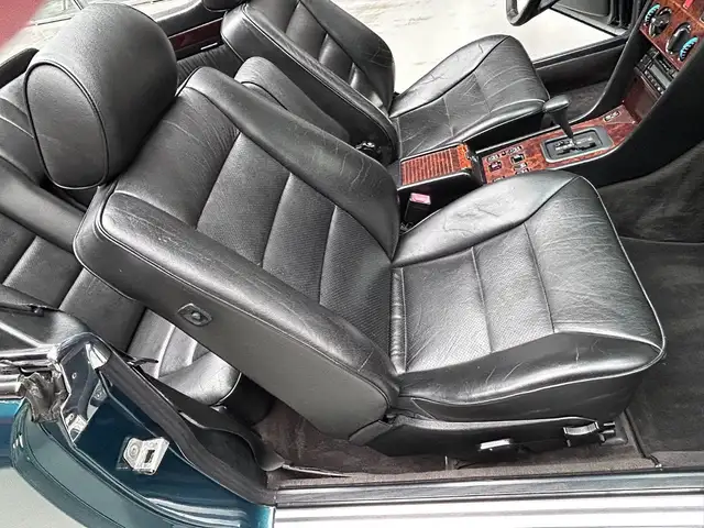 Mercedes-Benz E view 14