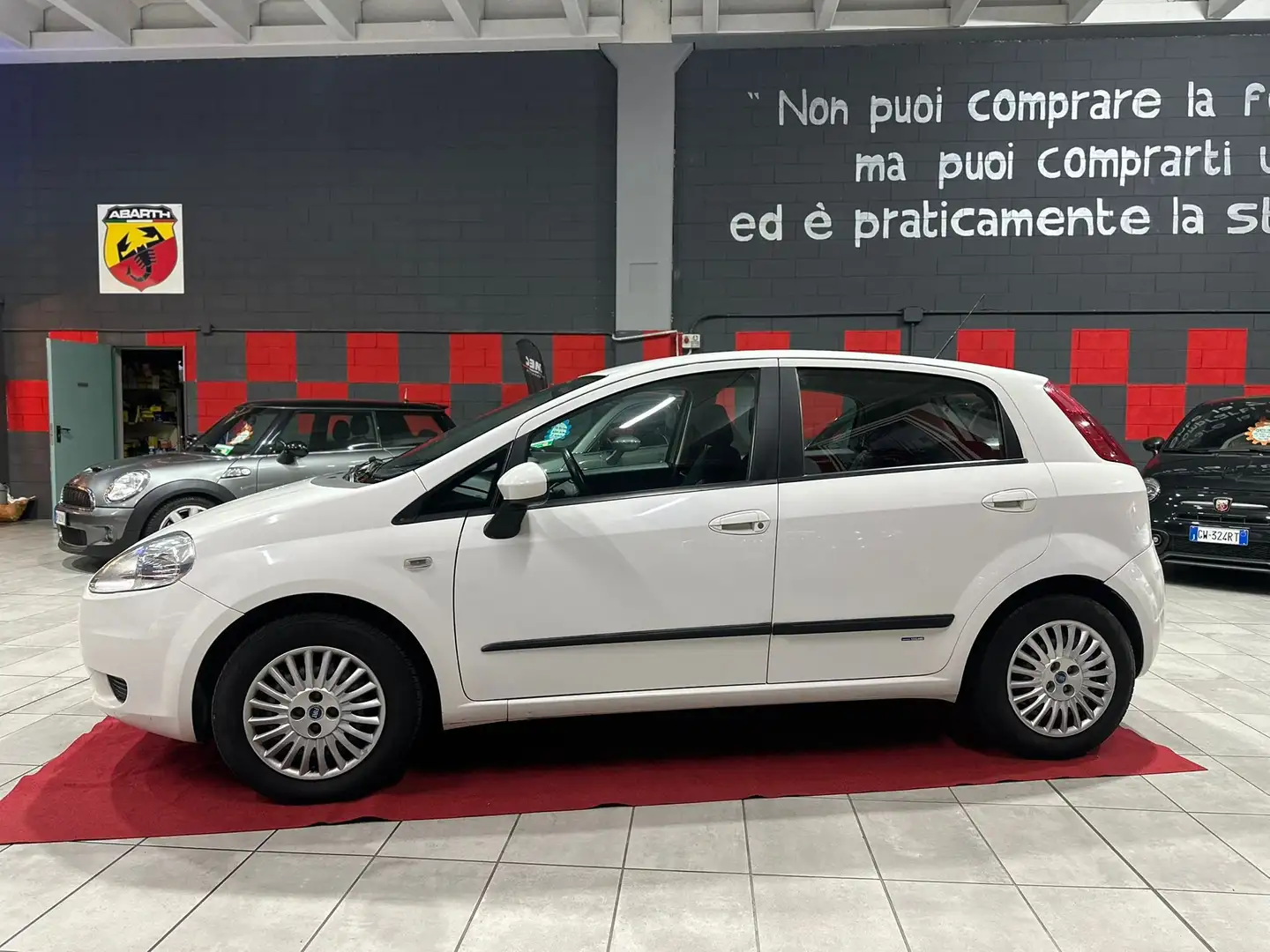 Fiat Grande Punto Grande Punto III 2005 5p 1.4 Dynamic 77cv Blanc - 2