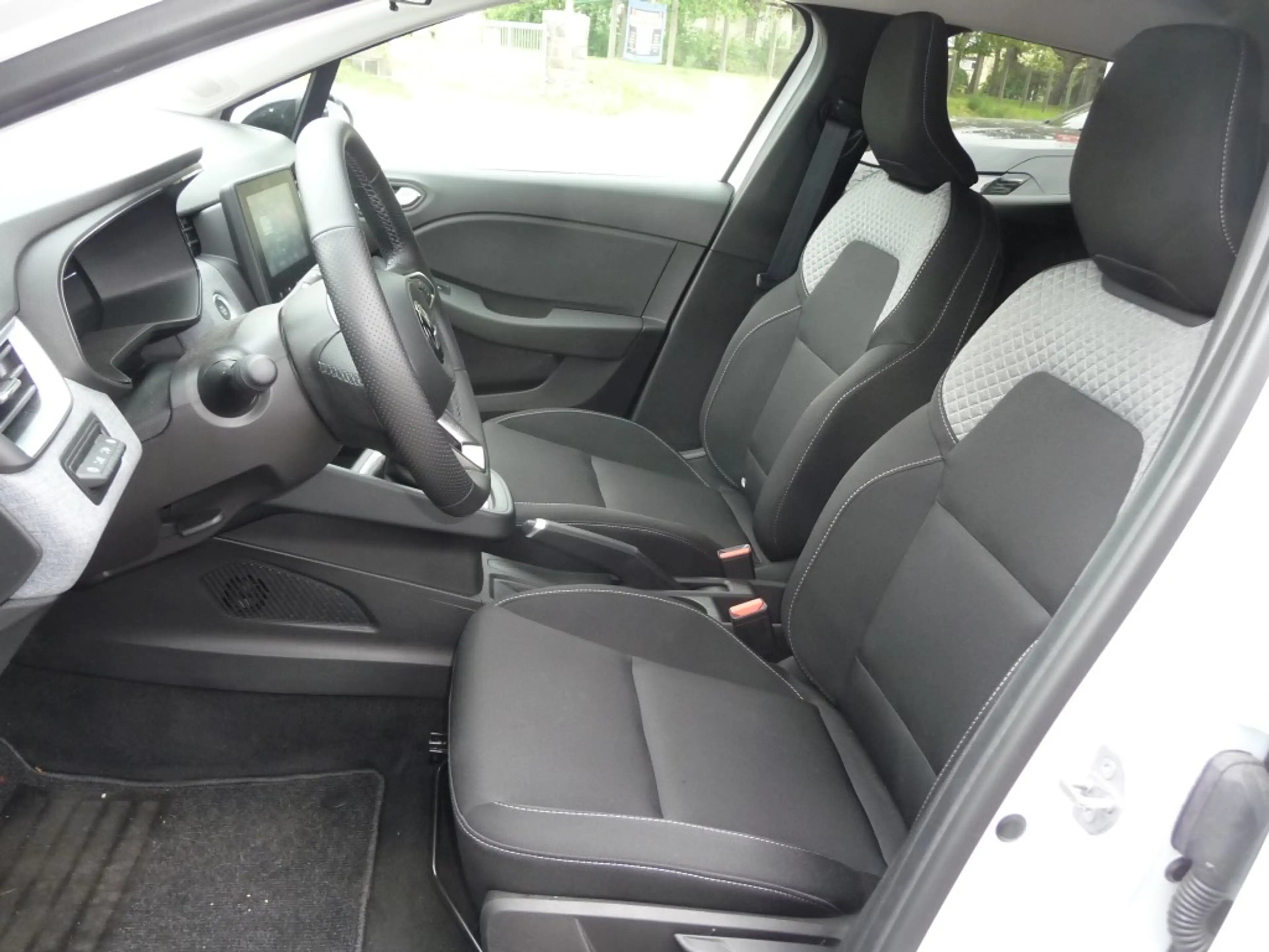 Mitsubishi Colt PLUS 1.0 T * LED*SHzg*Lkhzg — photo 6