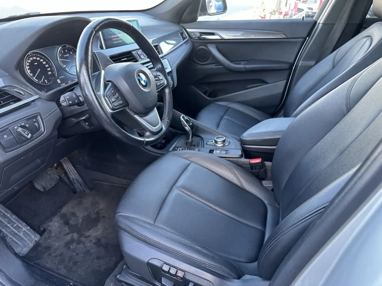 BMW X1 снимка BMW X1