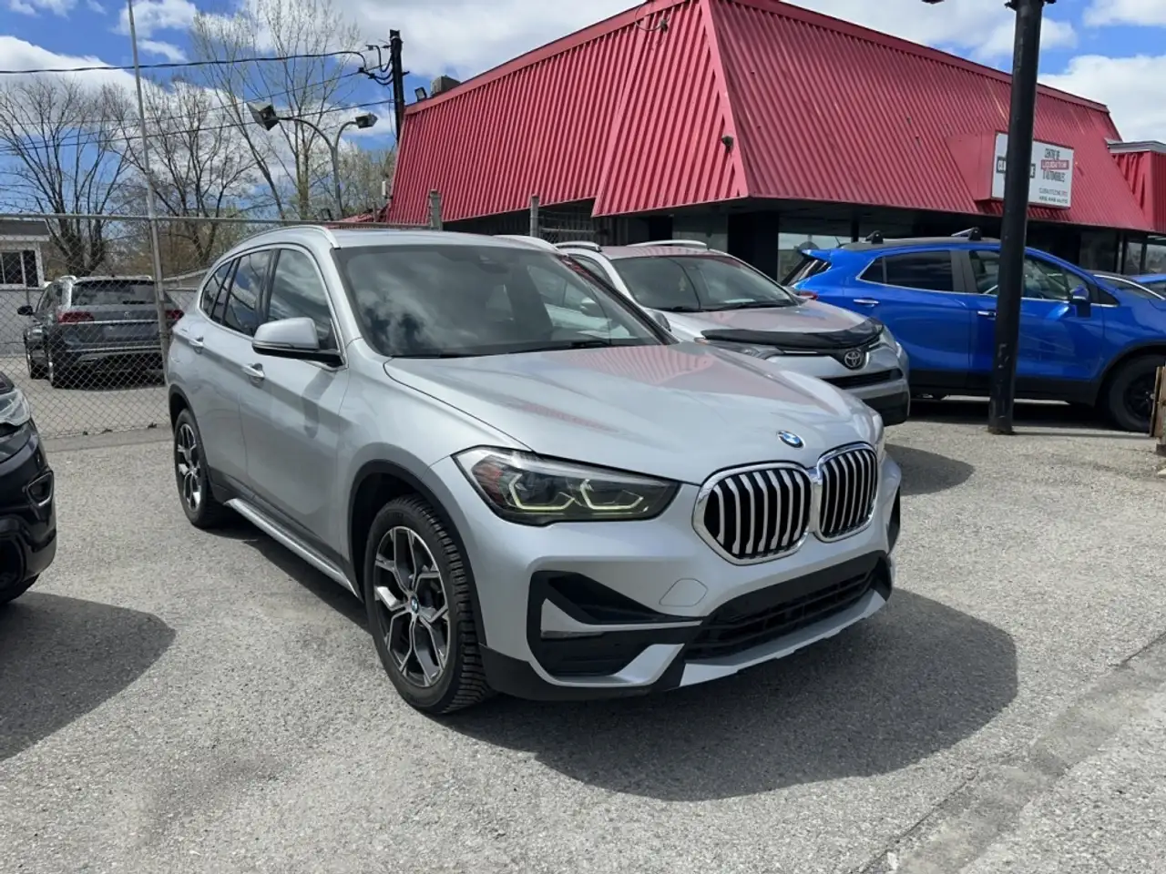 BMW X1 снимка BMW X1