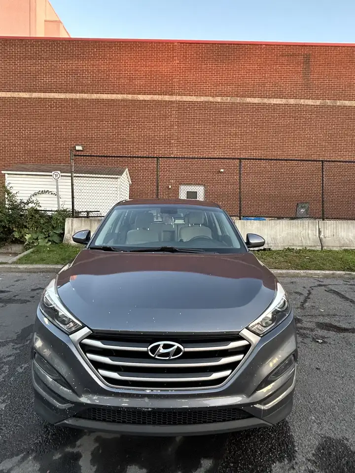 Hyundai TUCSON снимка Hyundai TUCSON