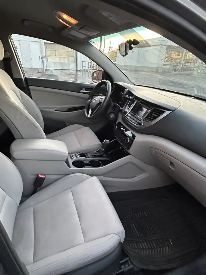 Hyundai TUCSON снимка Hyundai TUCSON