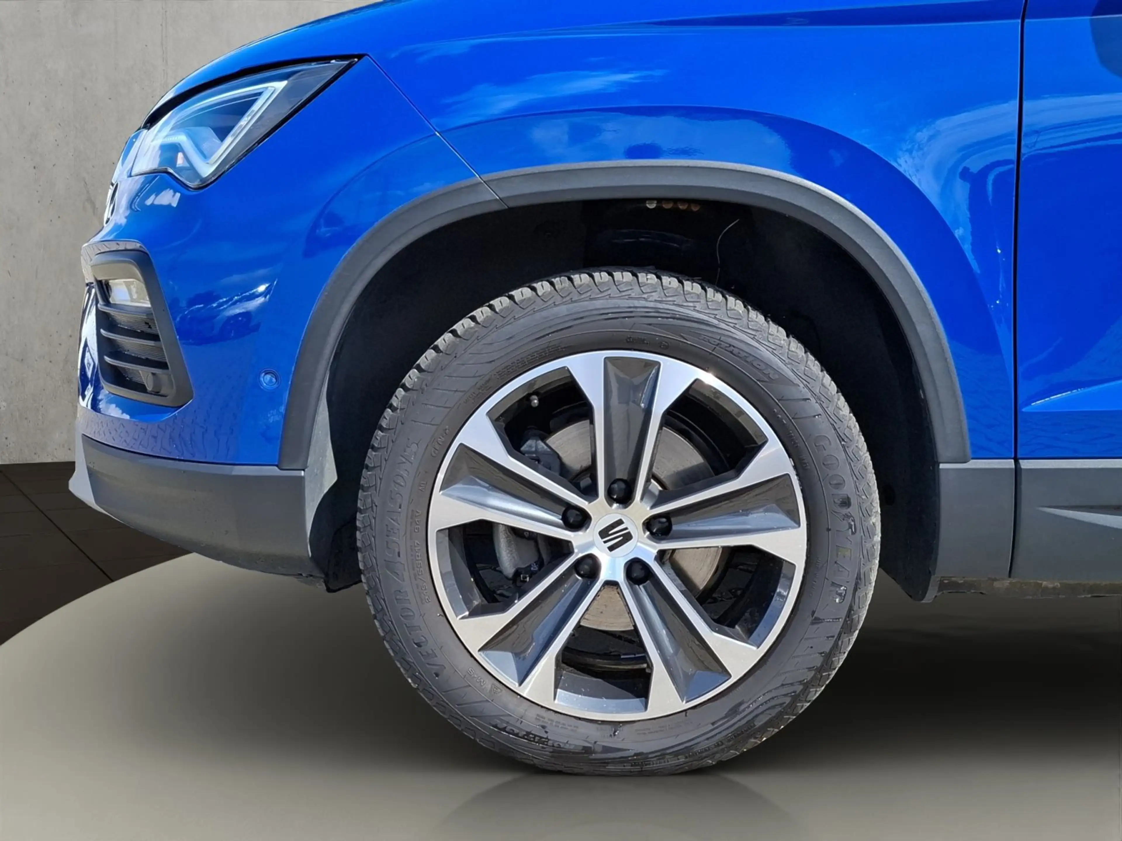 SEAT Ateca Style 1.5 TSI DSG, Allwetterreifen, Navi — photo 20