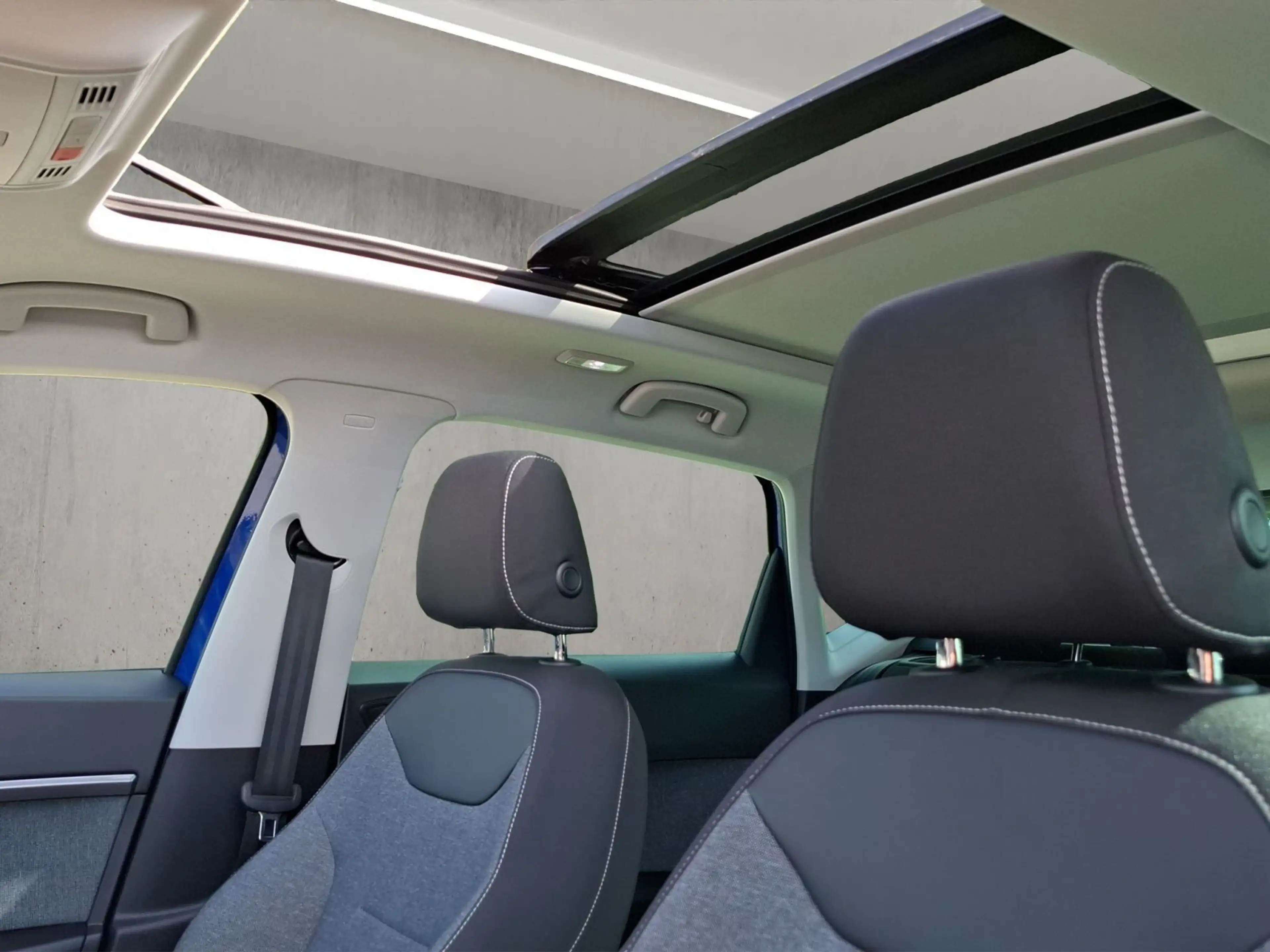 SEAT Ateca Style 1.5 TSI DSG, Allwetterreifen, Navi — photo 21