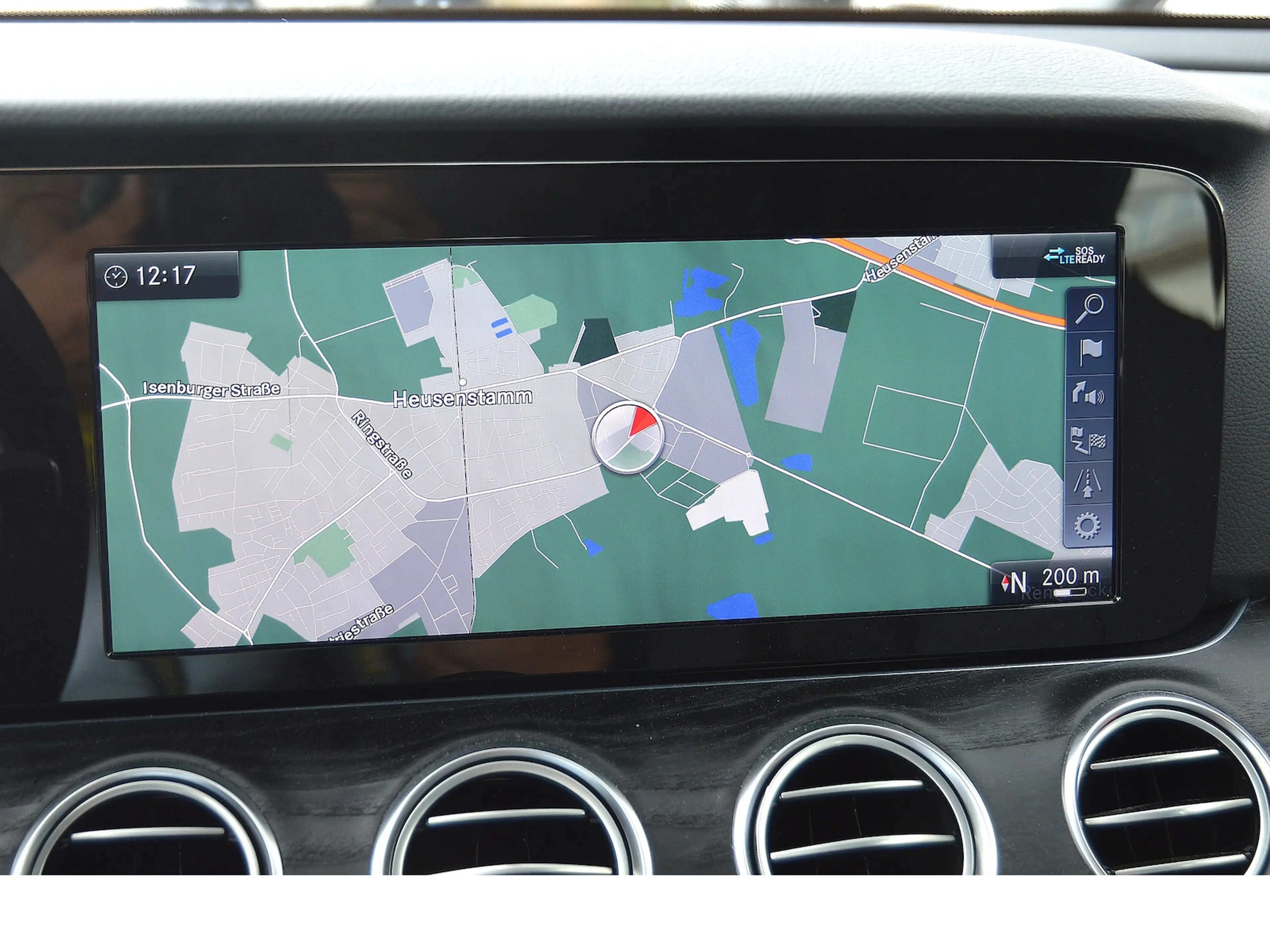 Mercedes-Benz E 250 T Exclusive (SHD Distronic LED Park el.HK — photo 5