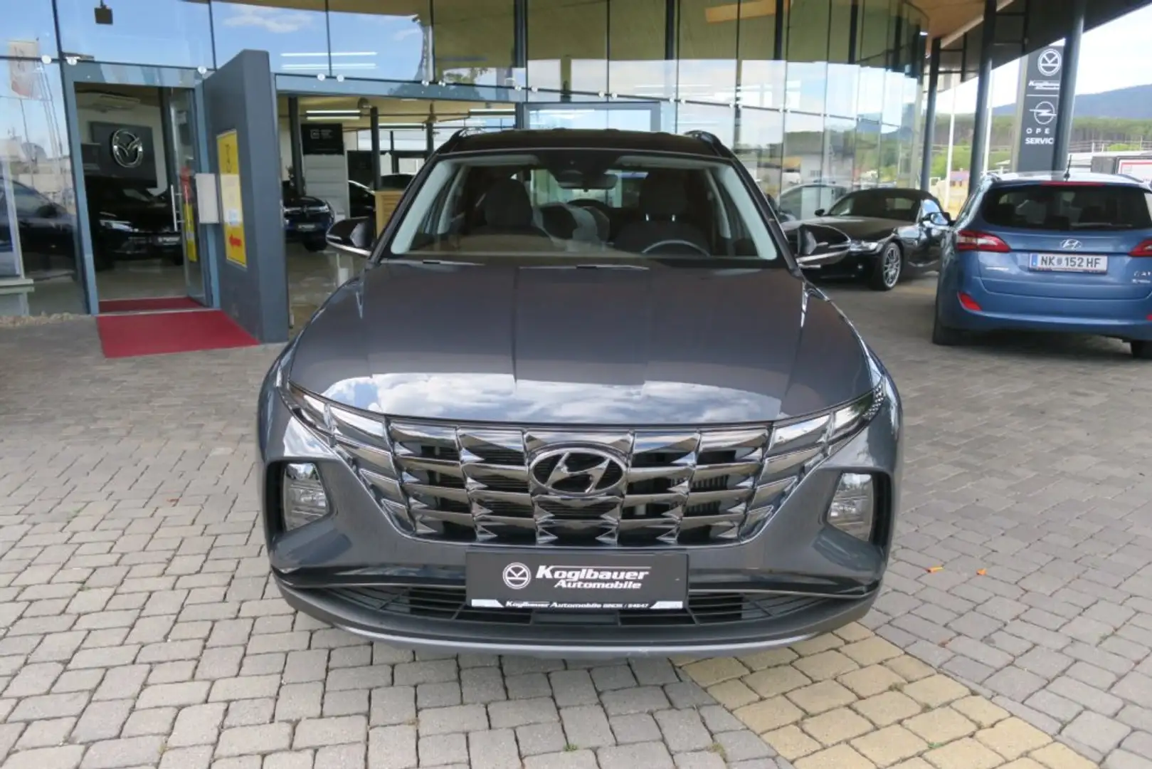 Hyundai TUCSON NX4 Edition 30 1,6 CRDi 2WD t1de0 Schwarz - 2