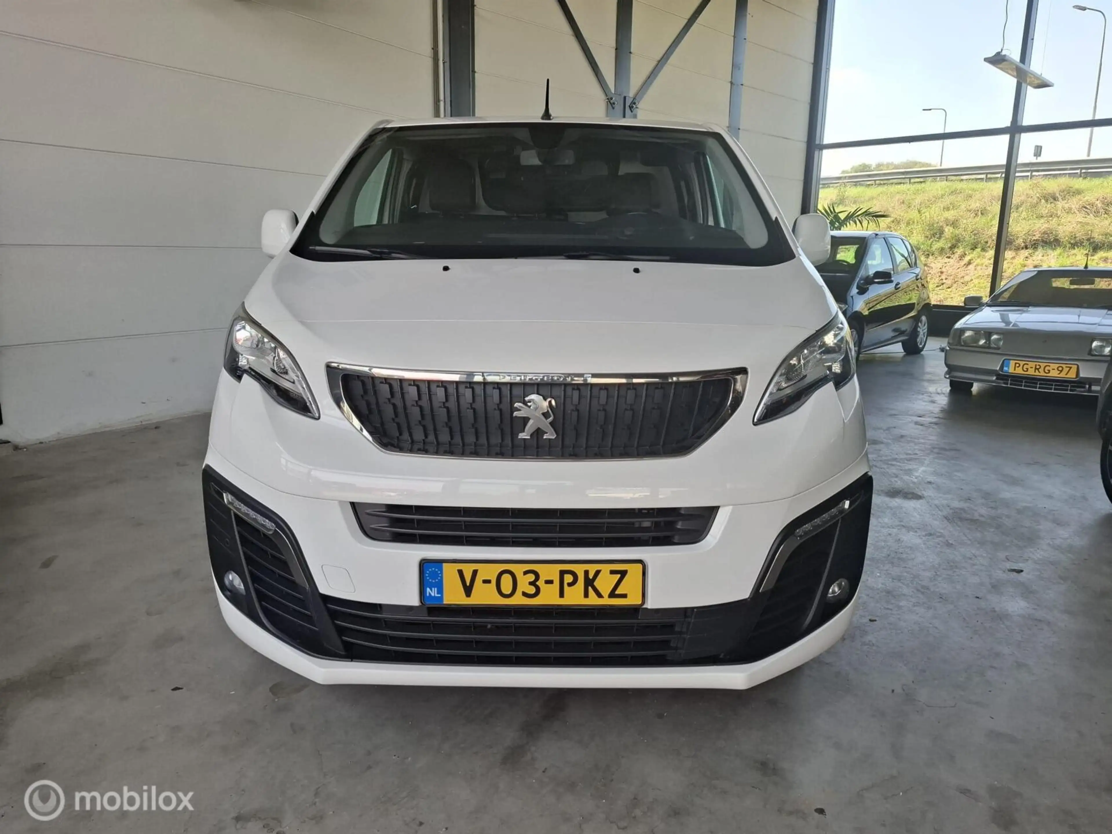 Peugeot Expert Bestel 2.0 BlueHDI 120 Standard Premium — photo 6