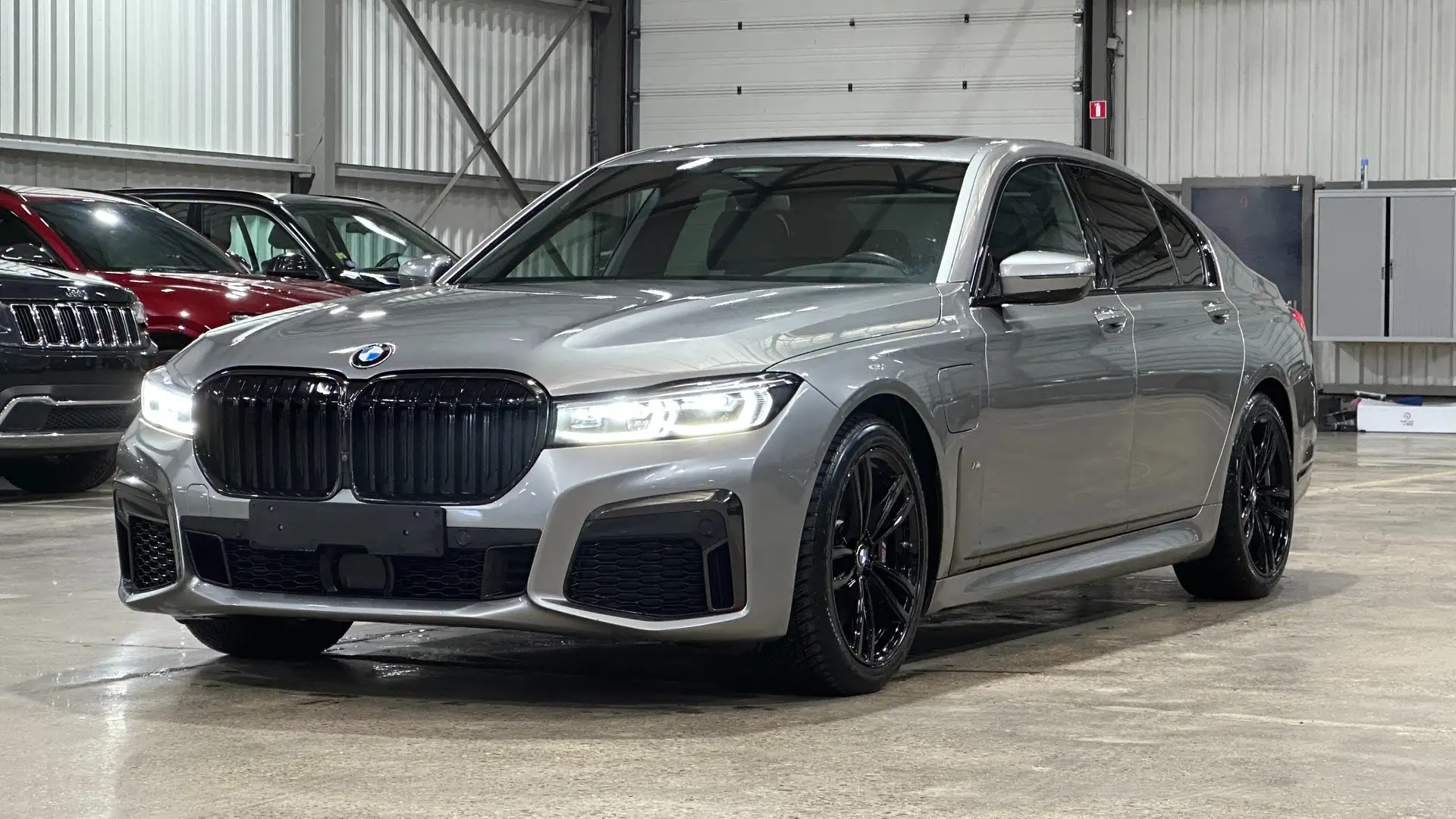 BMW 745 745eA PHEV OPF (EU6AP) Gris - 1