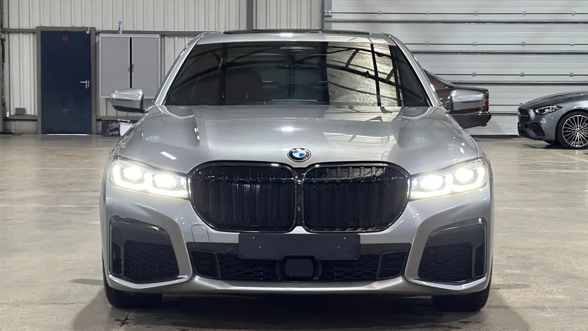 BMW 745 745eA PHEV OPF (EU6AP) Gris - 2